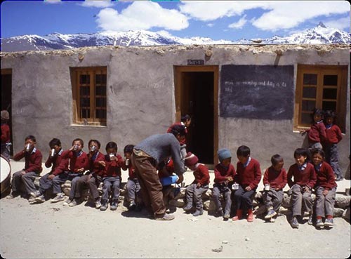 premier-batiment-scolaire-pibiting-zanskar